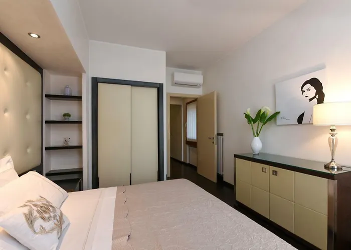 Ca' Fenice 1921 * ונציה