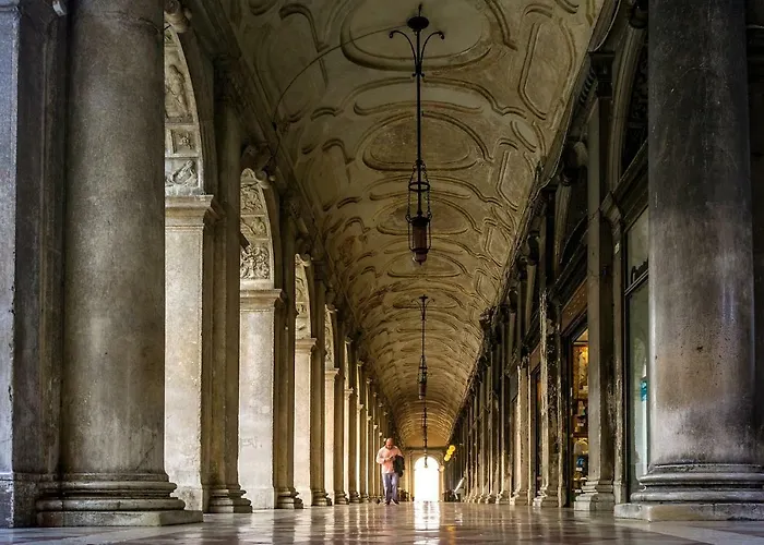 Lägenhet Ca' Fenice 1921 *